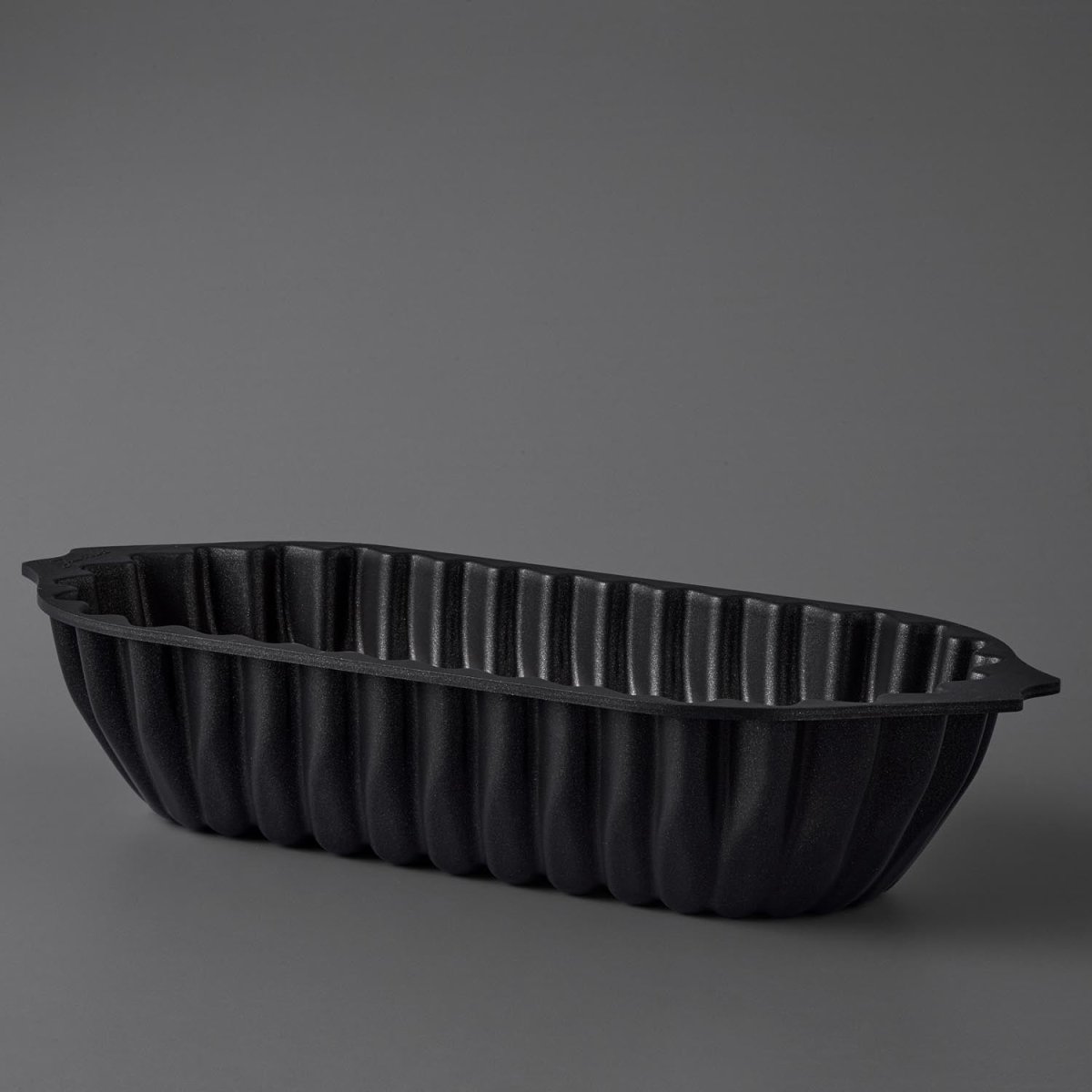 Jumbo Shark Swiss Black Baton Kek Kalıbı