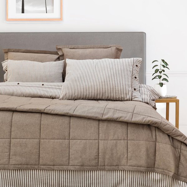 Schafer Home Loria Yatak Örtüsü ve Nevresim Seti 7 Parça-Bej