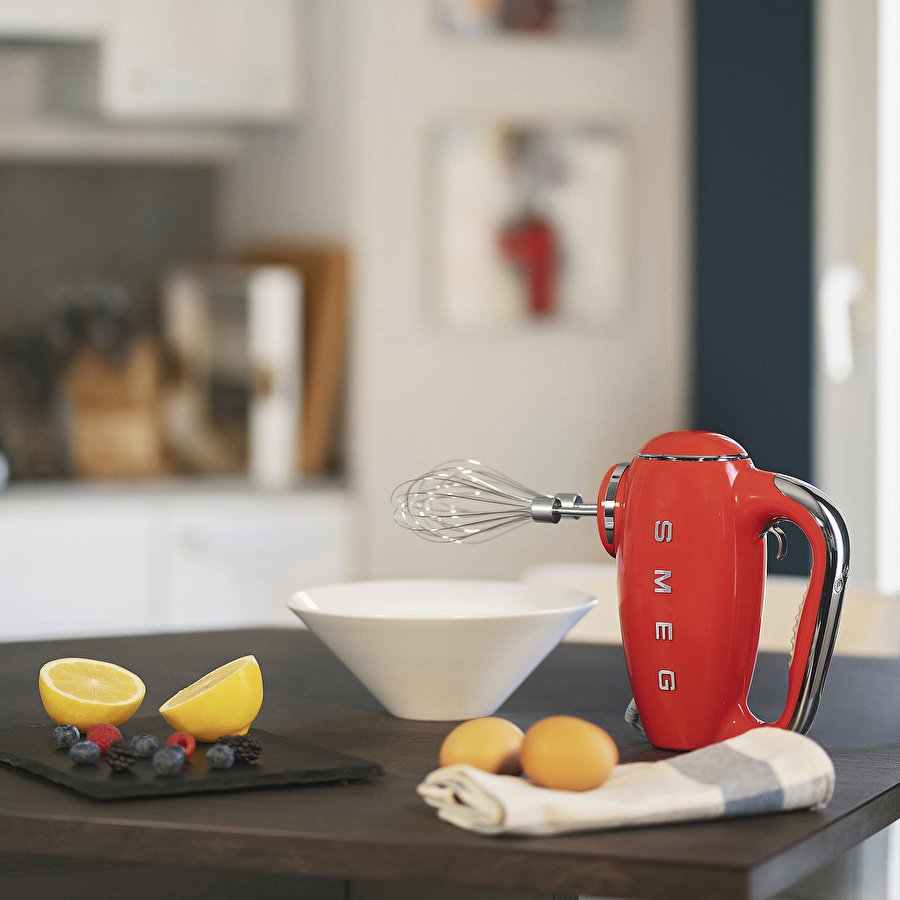 Smeg El Mikseri Kırmızı HMF01RDEU