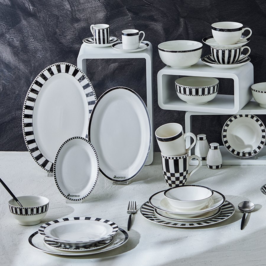Karaca Damalı Porselen Pasta Tabağı 19 cm